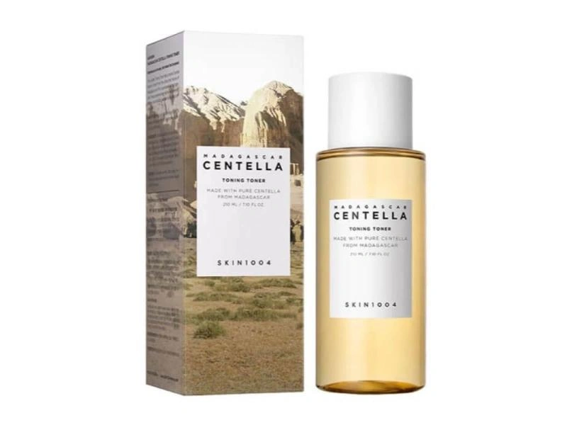 SKIN1004 MADGASCAR CENTELLA TONING TONER 210ML